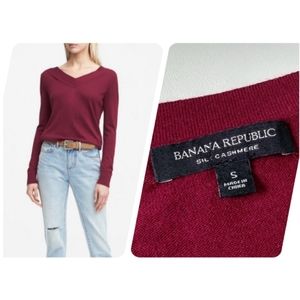 NEW Silk Cashmere Banana Republic Light Weight Knit Long Sleeve Burgundy Top
